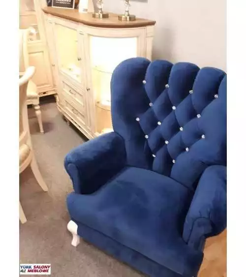 Komplet klasycznych mebli Antonio Sofa III i dwa fotele